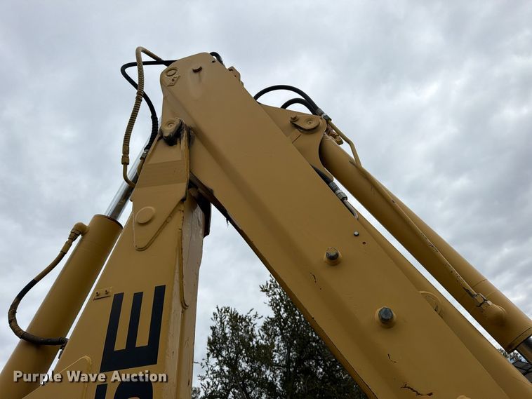 image for item ED0218 1998 New Holland 655E backhoe