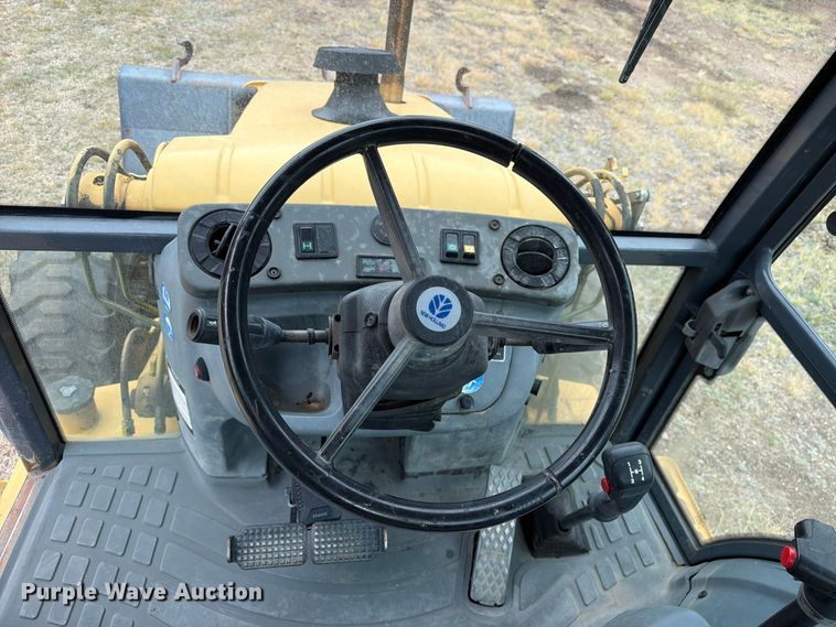 image for item ED0218 1998 New Holland 655E backhoe
