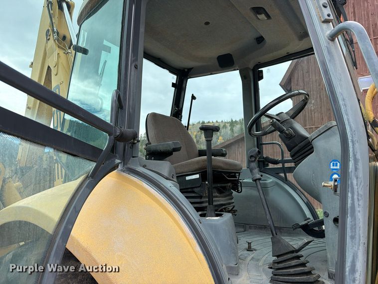 image for item ED0218 1998 New Holland 655E backhoe