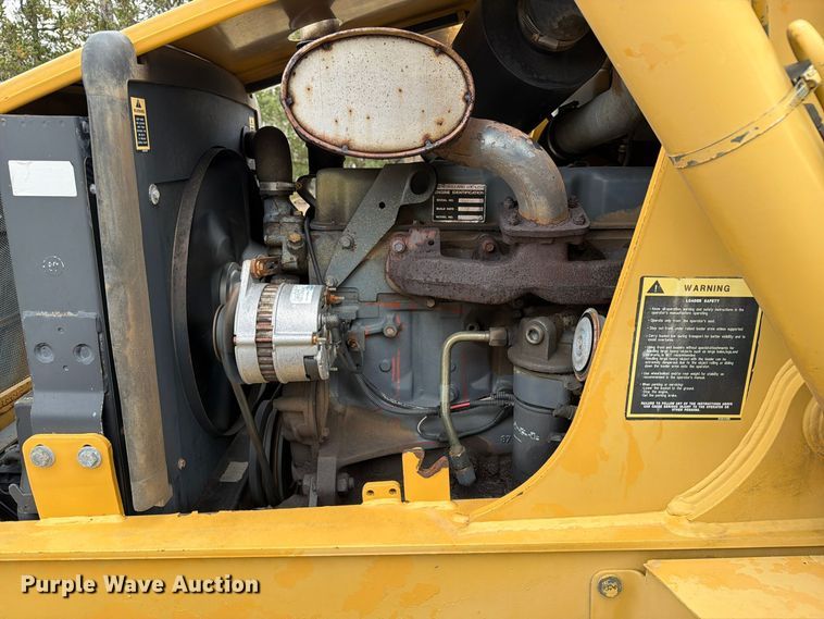 image for item ED0218 1998 New Holland 655E backhoe