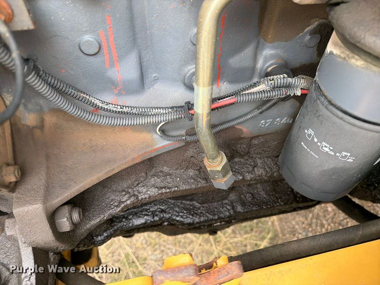 image for item ED0218 1998 New Holland 655E backhoe