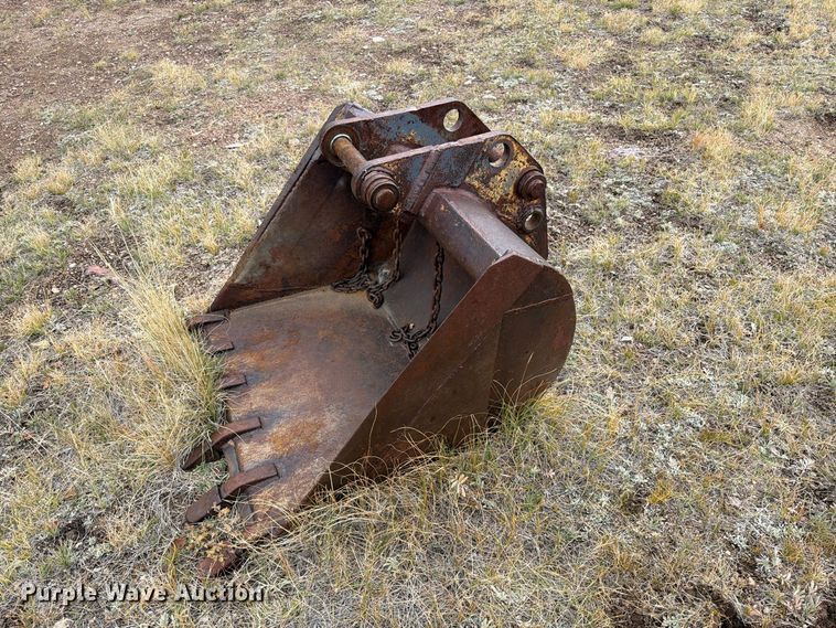 image for item ED0218 1998 New Holland 655E backhoe