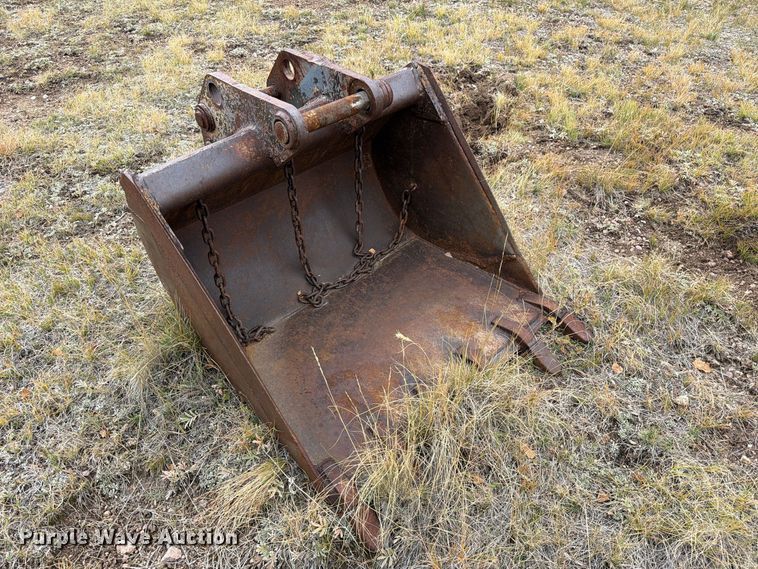 image for item ED0218 1998 New Holland 655E backhoe
