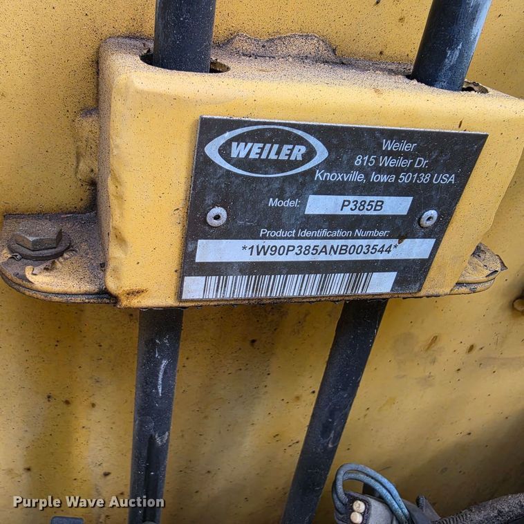 image for item EE0100 2022 Weiler P385B paver