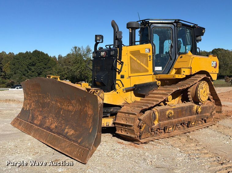 image for item EF1456 2019 Caterpillar D6 dozer
