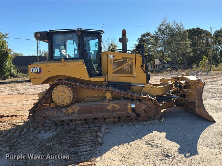 image for item EF1456 2019 Caterpillar D6 dozer