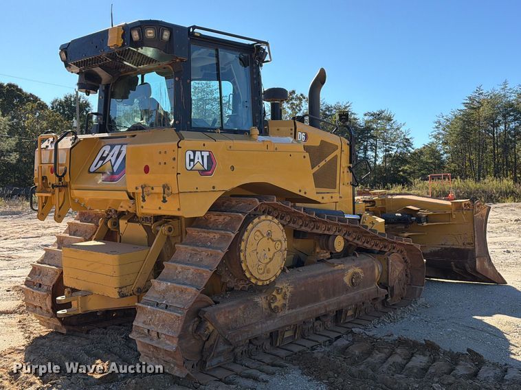 image for item EF1456 2019 Caterpillar D6 dozer