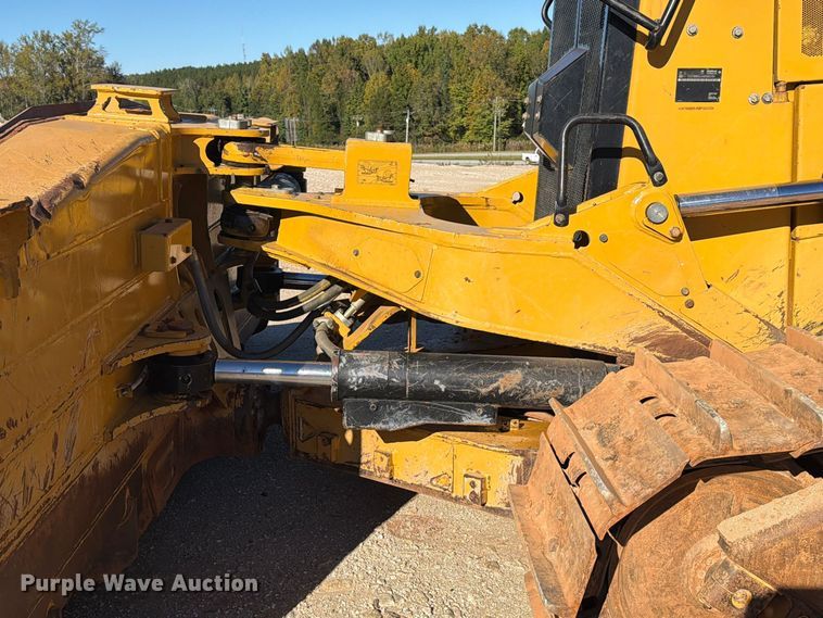 image for item EF1456 2019 Caterpillar D6 dozer