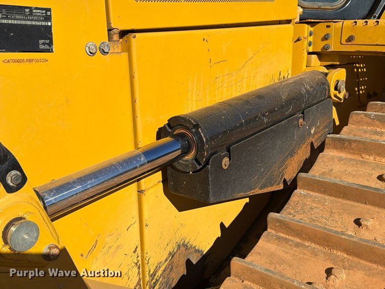 image for item EF1456 2019 Caterpillar D6 dozer