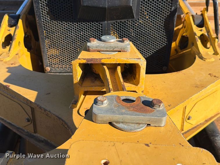 image for item EF1456 2019 Caterpillar D6 dozer