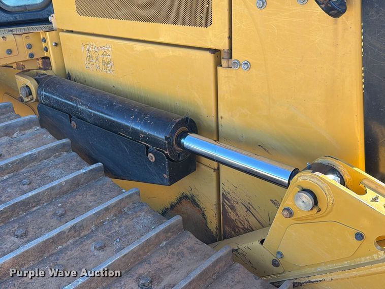 image for item EF1456 2019 Caterpillar D6 dozer