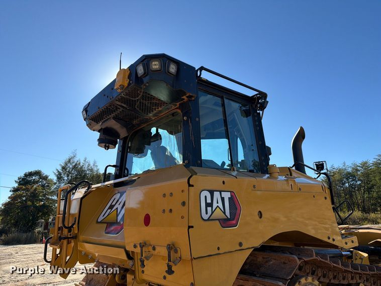 image for item EF1456 2019 Caterpillar D6 dozer