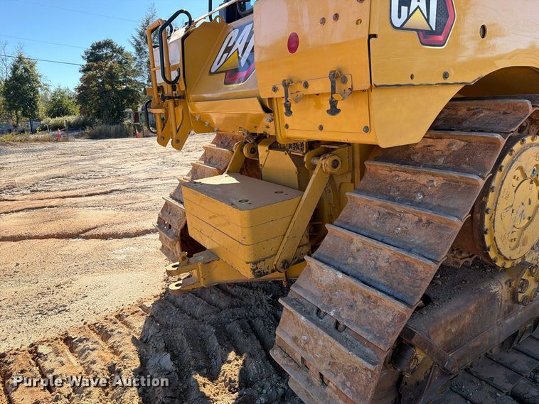 image for item EF1456 2019 Caterpillar D6 dozer
