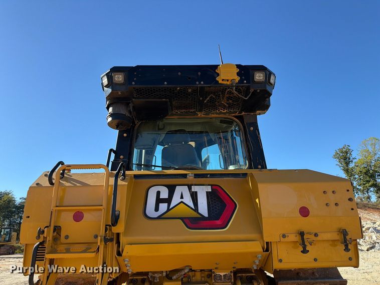 image for item EF1456 2019 Caterpillar D6 dozer
