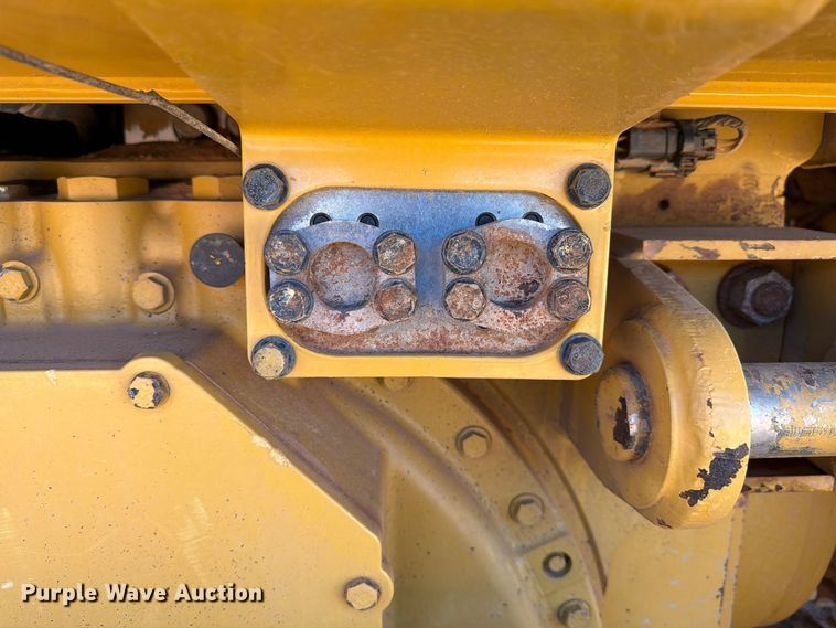 image for item EF1456 2019 Caterpillar D6 dozer