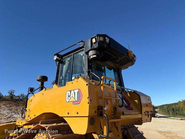 image for item EF1456 2019 Caterpillar D6 dozer