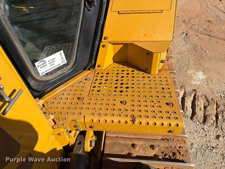image for item EF1456 2019 Caterpillar D6 dozer