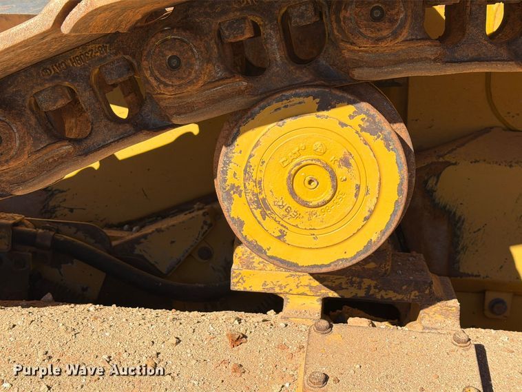 image for item EF1456 2019 Caterpillar D6 dozer