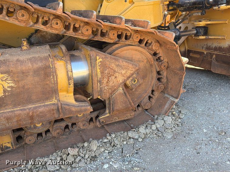 image for item EF1456 2019 Caterpillar D6 dozer
