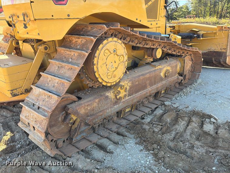 image for item EF1456 2019 Caterpillar D6 dozer