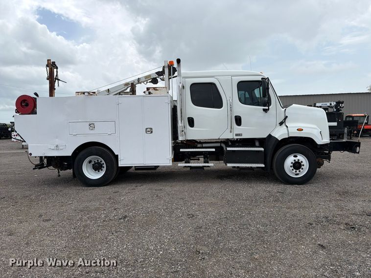 image for item EG9326 2014 Freightliner 108SD Crew Cab utility / service truck