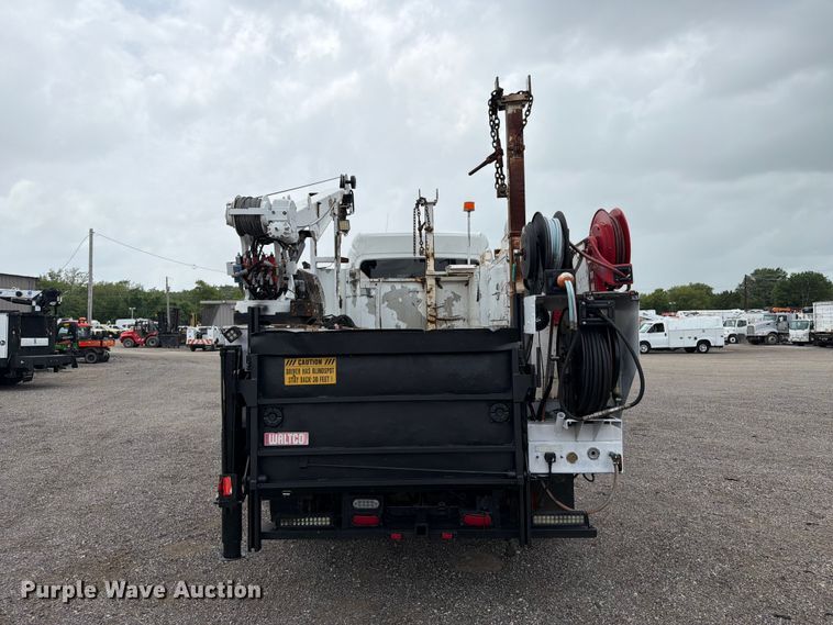 image for item EG9326 2014 Freightliner 108SD Crew Cab utility / service truck