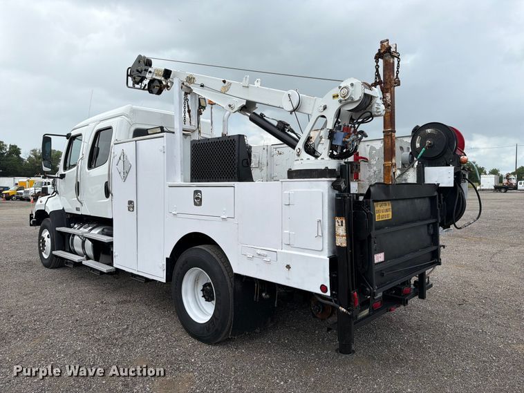 image for item EG9326 2014 Freightliner 108SD Crew Cab utility / service truck