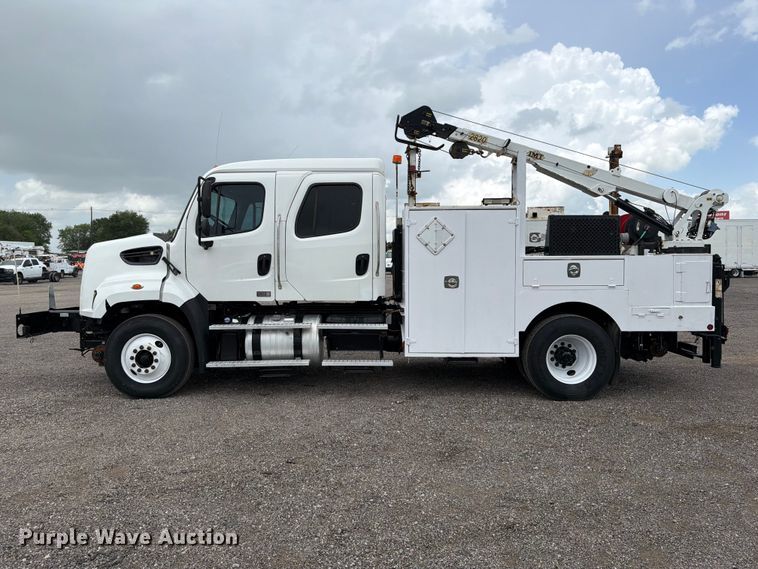 image for item EG9326 2014 Freightliner 108SD Crew Cab utility / service truck