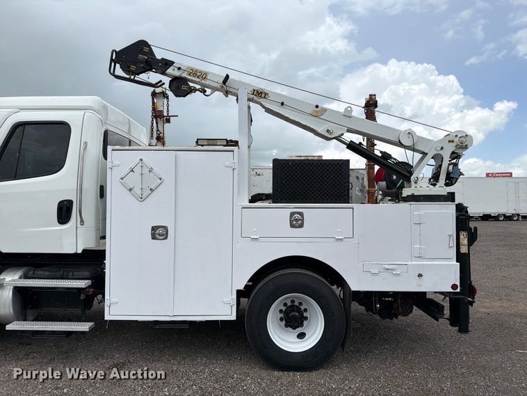 image for item EG9326 2014 Freightliner 108SD Crew Cab utility / service truck