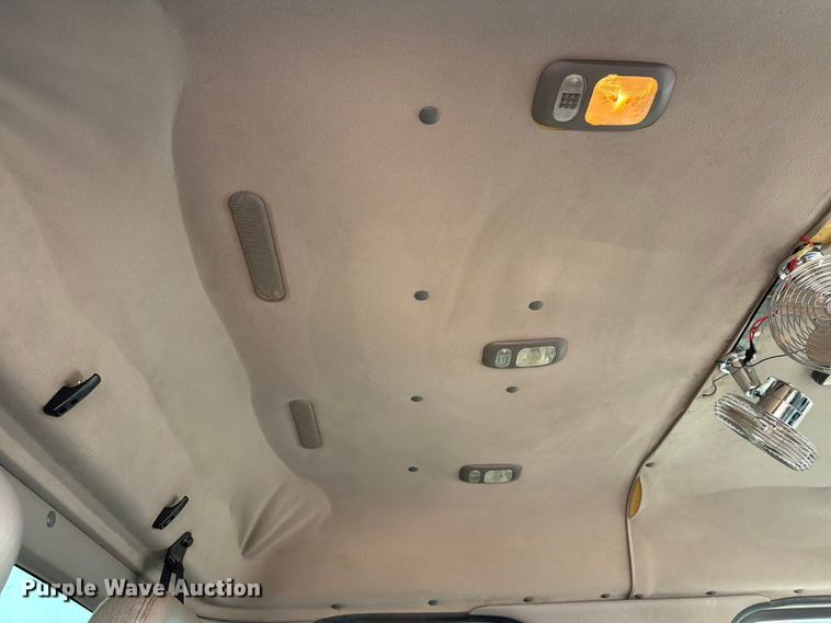 image for item EG9326 2014 Freightliner 108SD Crew Cab utility / service truck