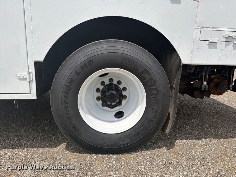 image for item EG9326 2014 Freightliner 108SD Crew Cab utility / service truck