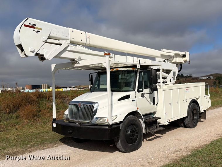 image for item EI7799 2012 International MA025 bucket truck