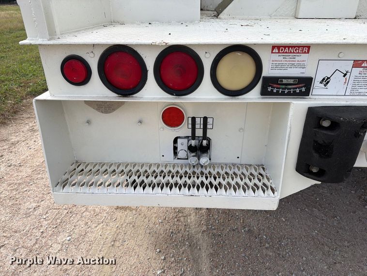 image for item EI7799 2012 International MA025 bucket truck