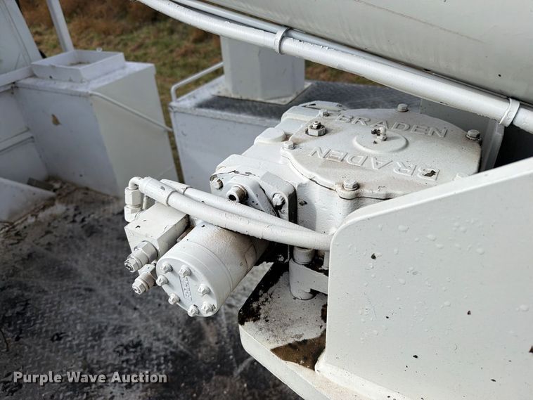 image for item EI7799 2012 International MA025 bucket truck