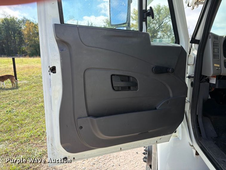 image for item EI7799 2012 International MA025 bucket truck