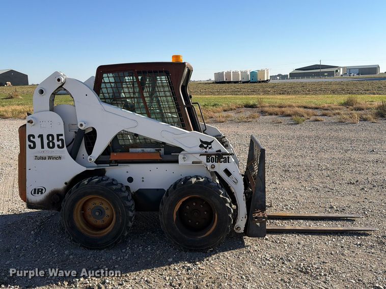 image for item EI7848 2003 Bobcat 185S skid steer loader