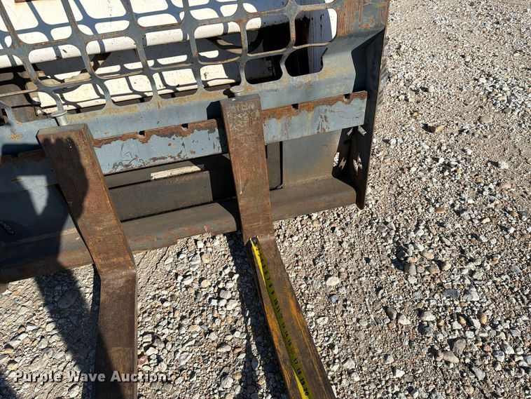 image for item EI7848 2003 Bobcat 185S skid steer loader