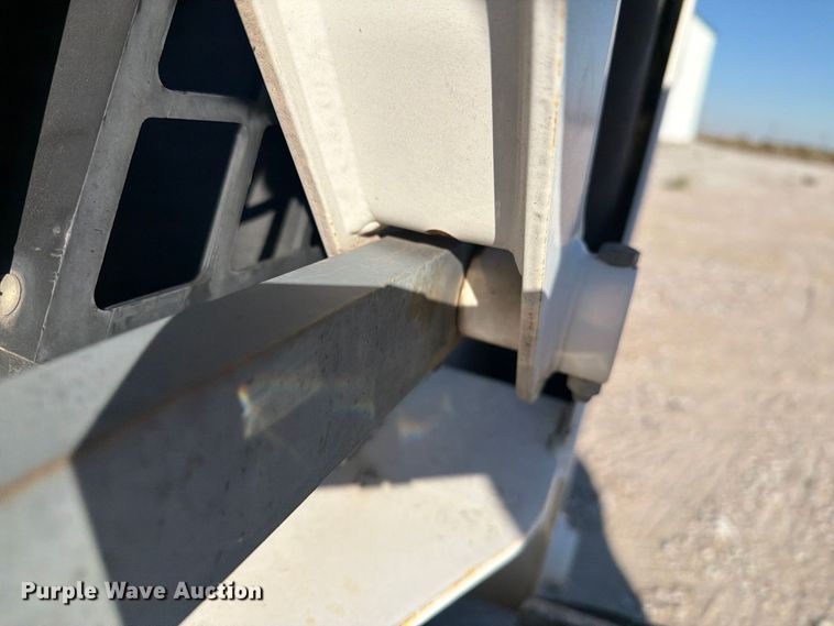 image for item EI7848 2003 Bobcat 185S skid steer loader