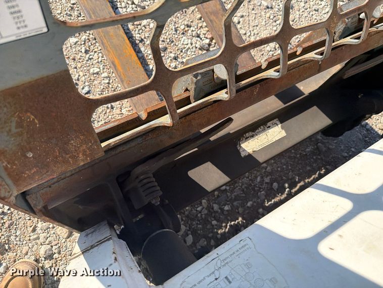 image for item EI7848 2003 Bobcat 185S skid steer loader