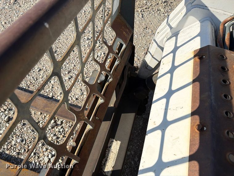 image for item EI7848 2003 Bobcat 185S skid steer loader