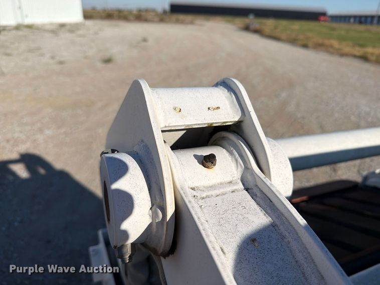 image for item EI7848 2003 Bobcat 185S skid steer loader