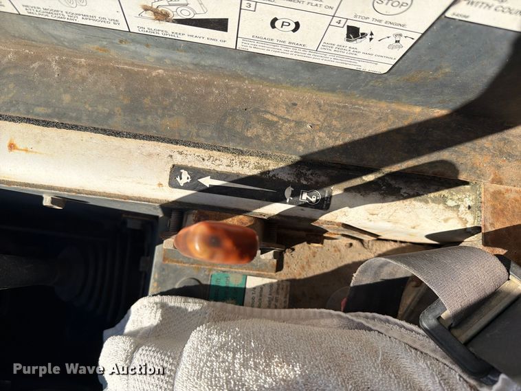 image for item EI7848 2003 Bobcat 185S skid steer loader