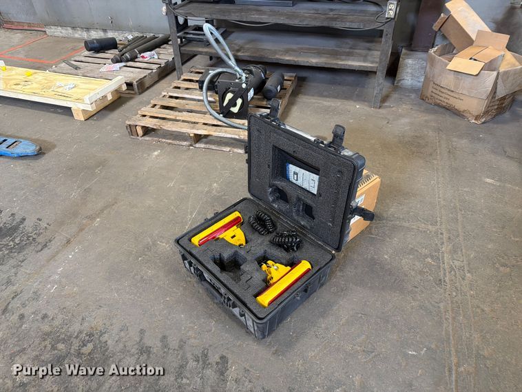 image for item EI7852 Trimble Earthworks Go laser receiver