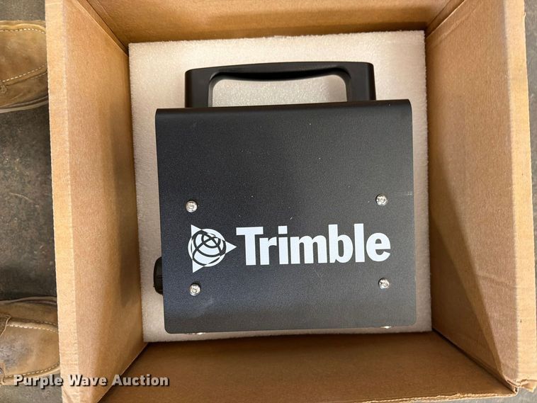 image for item EI7852 Trimble Earthworks Go laser receiver