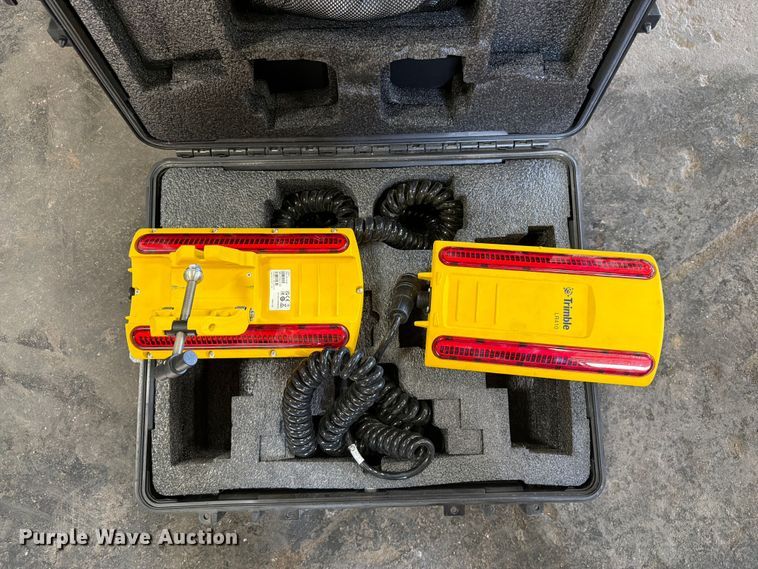 image for item EI7853 Trimble Earthworks Go laser receiver