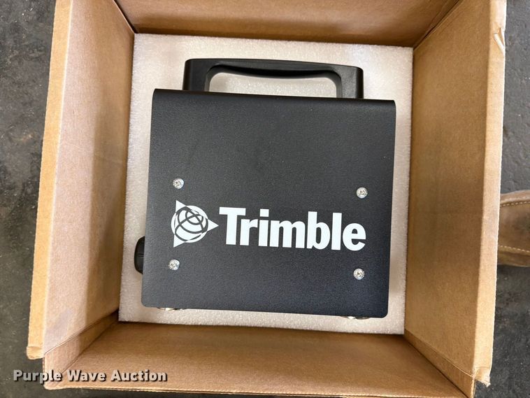 image for item EI7853 Trimble Earthworks Go laser receiver