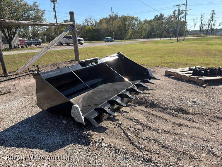 image for item EI7863 Land Pride AP-HD74LLT skid steer bucket