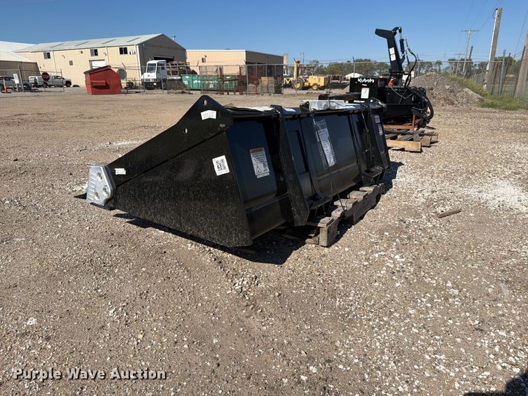 image for item EI7863 Land Pride AP-HD74LLT skid steer bucket