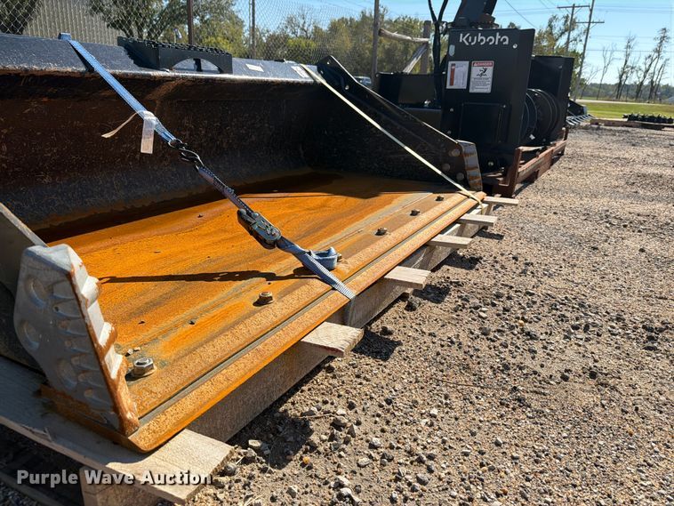 image for item EI7865 Land Pride AP-HD68LLC skid steer bucket