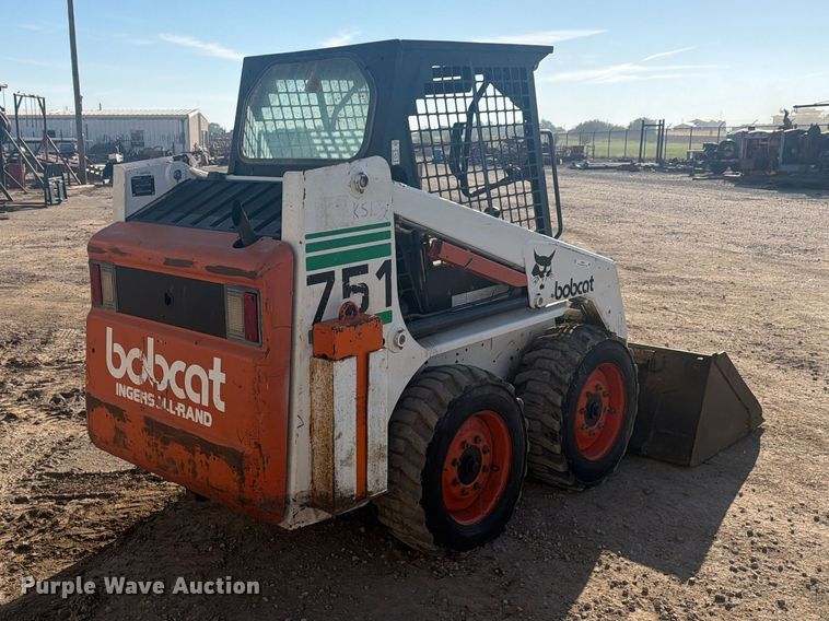 image for item EI7869 1999 Bobcat 751 skid steer loader